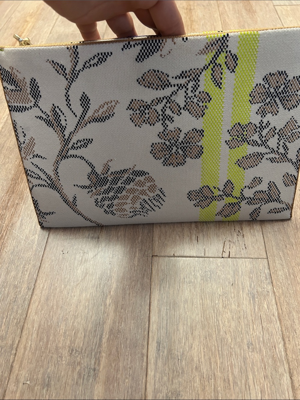 Rothy’s spring bouquet Floral Wristlet Clutch - Picture 11 of 16